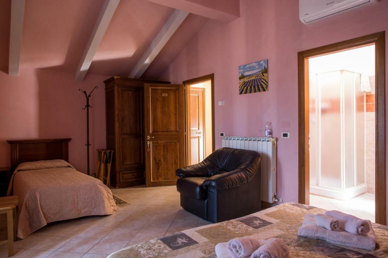 Гостевой дом Borgo Nuovo San Martino Амбра Экстерьер фото