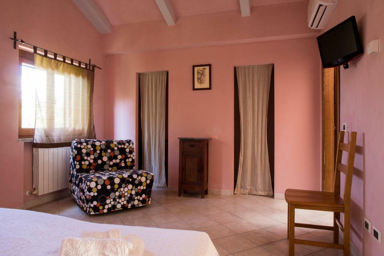 Гостевой дом Borgo Nuovo San Martino Амбра Экстерьер фото