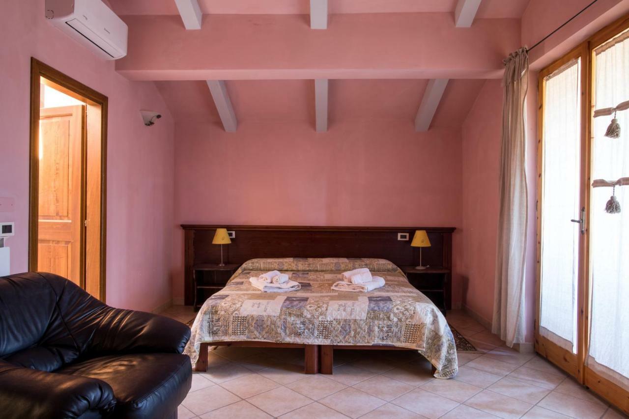 Гостевой дом Borgo Nuovo San Martino Амбра Экстерьер фото